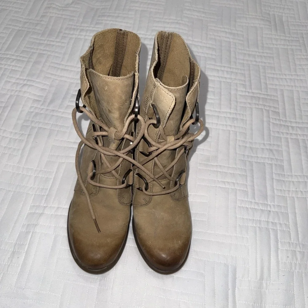 Sorel Joan‎ of Arctic Wedge II Boots, Ash Brown, Women's Size 7.5 US